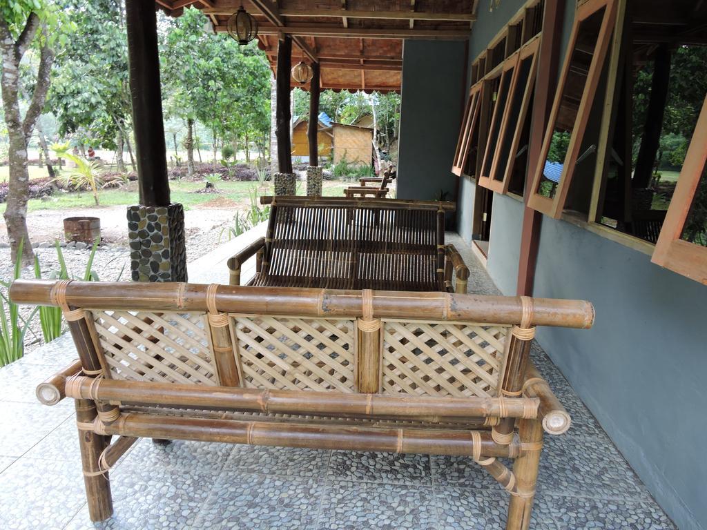 Batu Kapal Guest House Bukit Lawang Extérieur photo